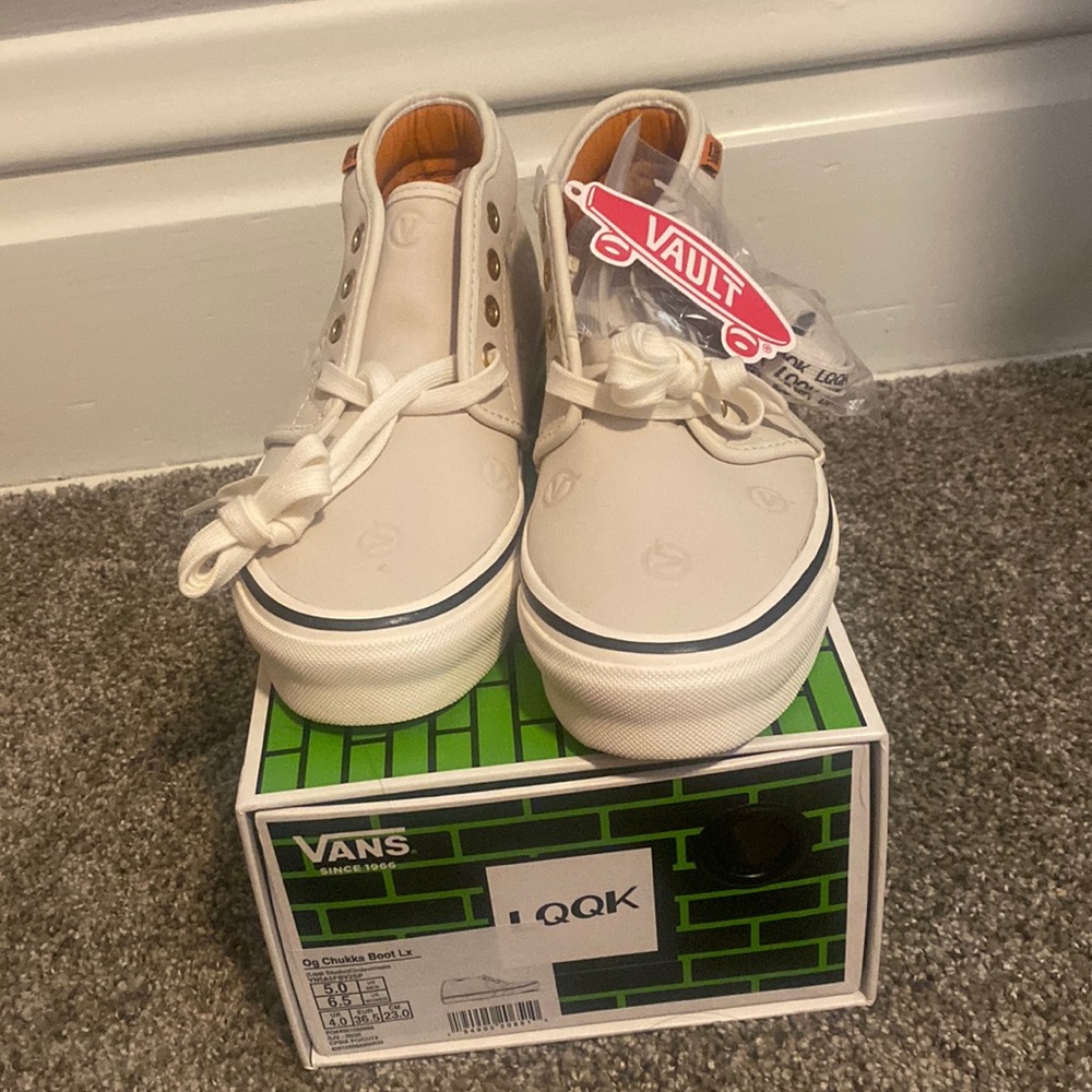 LQQK Studios x OG Chukka Boot LX ‘Circle V- Cream’